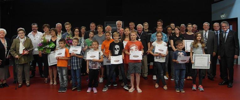 Les personnes méritantes à l'honneur